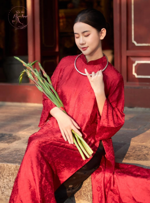 các mẫu áo dài đẹp và sang trong người phụ nữ